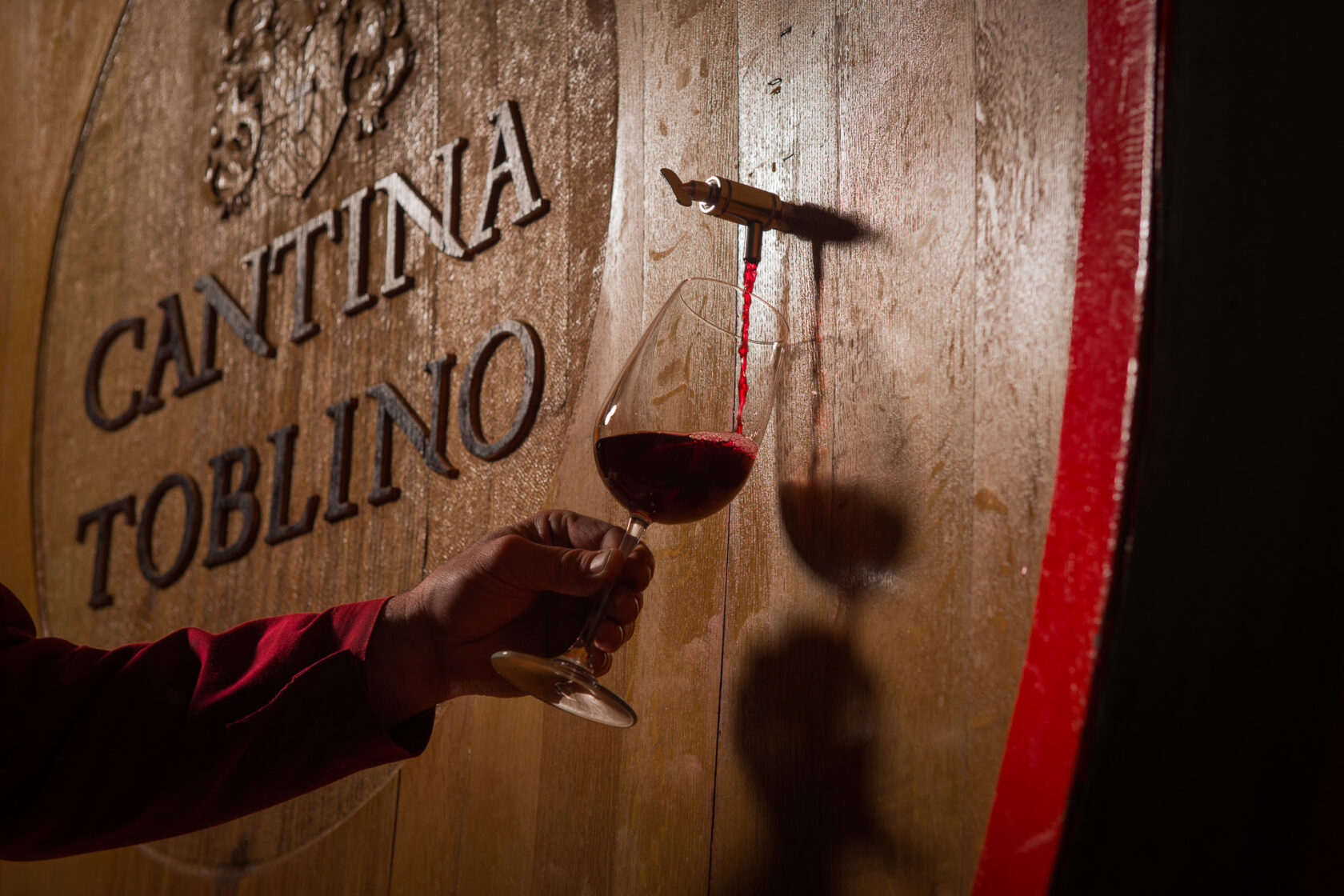 Cantina Toblino marries the new Cuzziol GrandiVini 2021 catalog.